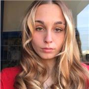 Estudiante española se ofrece para dar clases de inglés a extranjeros